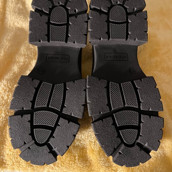 Steve Madden Loafers - Picture 4 of 4